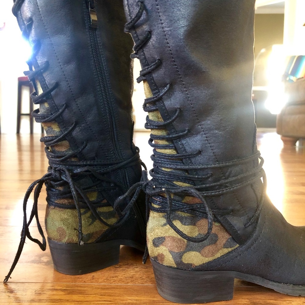 * Sold on facebook* Rare Camo ‘Very Volatile’ - Picture 2 of 8